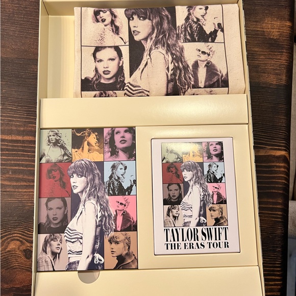 Taylor Swift Eras Tour 2024 VIP Box Complete - Picture 1 of 9